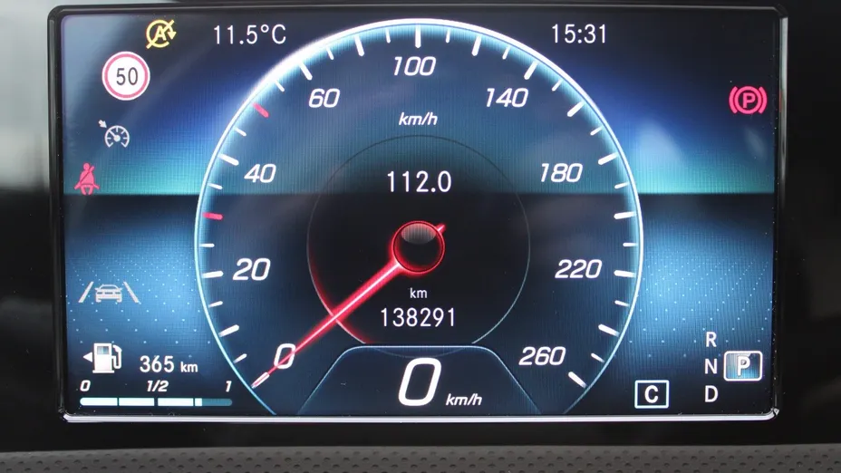 MERCEDES-BENZ A Klasa A 220 d Progressive 8G-DCT