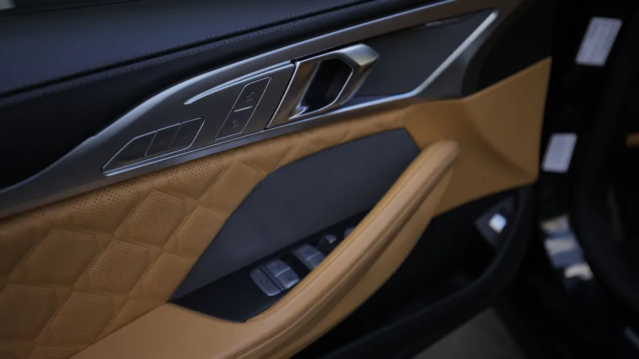 BMW Seria 8 M8 Competition