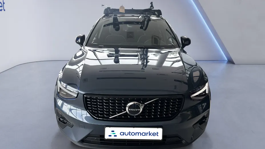 VOLVO XC40 XC40 B3 Plus Dark aut Nowy