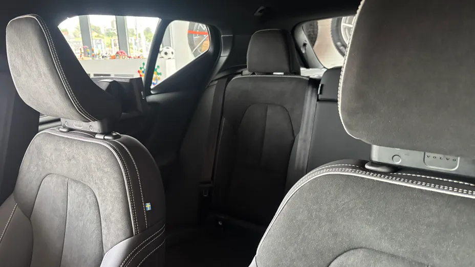 VOLVO XC40 XC40 B3 Plus Dark aut Nowy