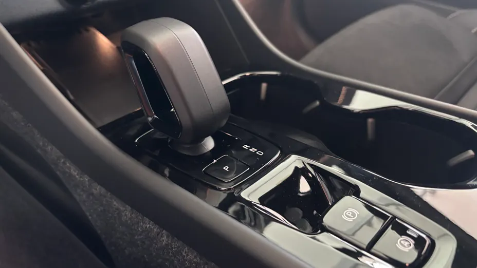 VOLVO XC40 XC40 B3 Plus Dark aut Nowy