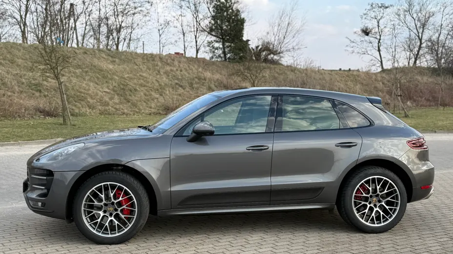 PORSCHE Macan Macan Turbo