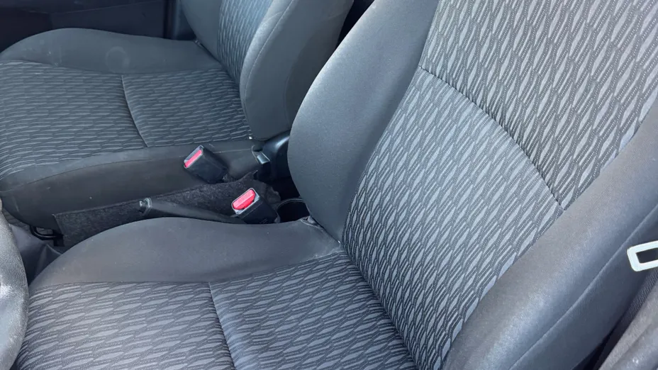 TOYOTA Yaris Yaris 1.0 Active