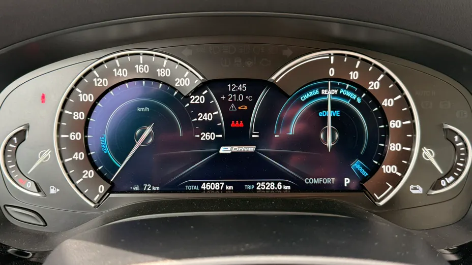 BMW Seria 5 530e iPerformance Luxury Line aut