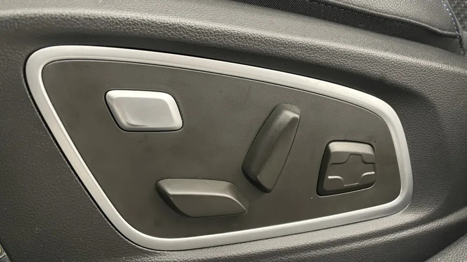 RENAULT Austral Austral 1.3 TCe mHEV Iconic esprit Alpine aut