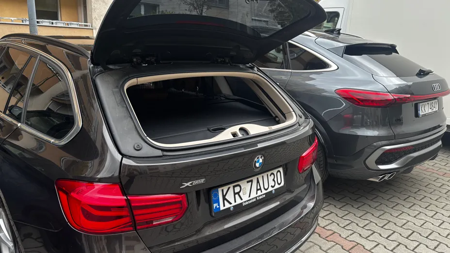 BMW Seria 3 320d xDrive Luxury Line