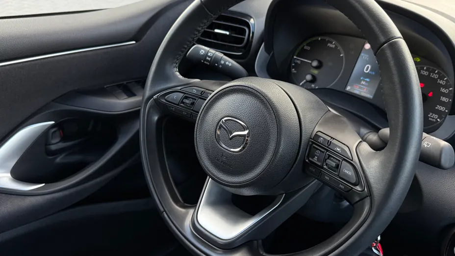 MAZDA 2 2 1.5 Hybrid Centre Line CVT