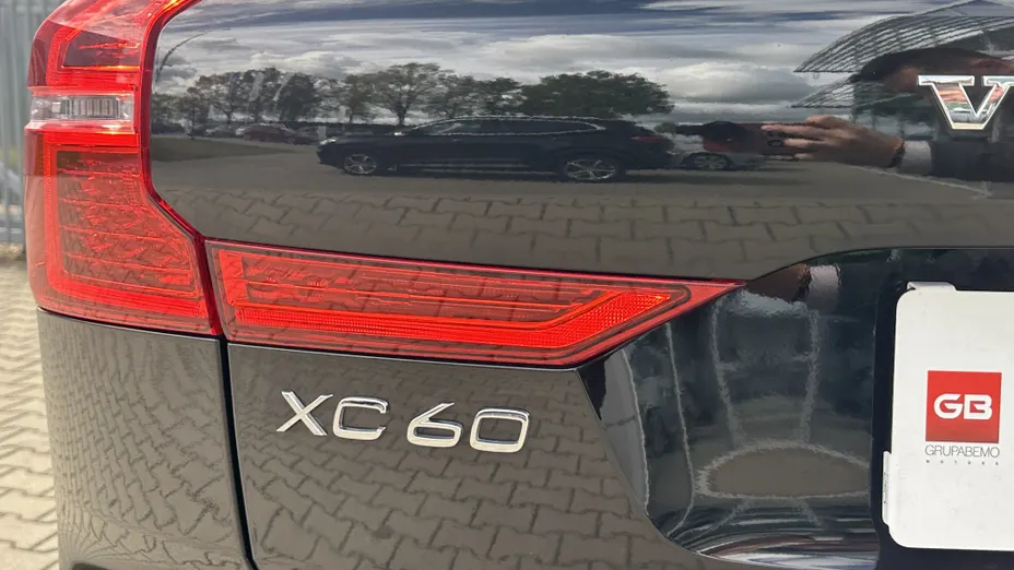VOLVO XC60 XC60 T4 Momentum aut