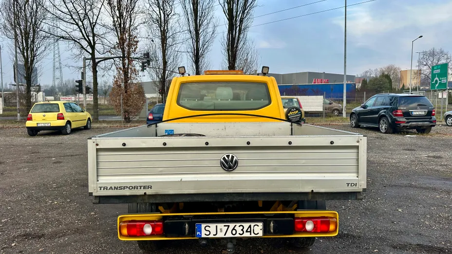 VOLKSWAGEN Transporter Transporter T5 BiTDI L1