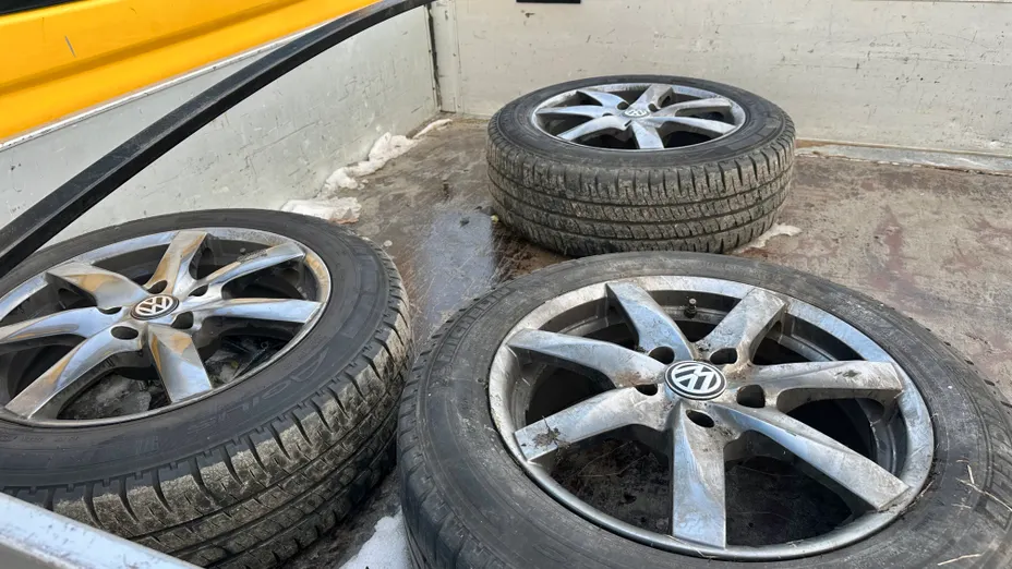 VOLKSWAGEN Transporter Transporter T5 BiTDI L1