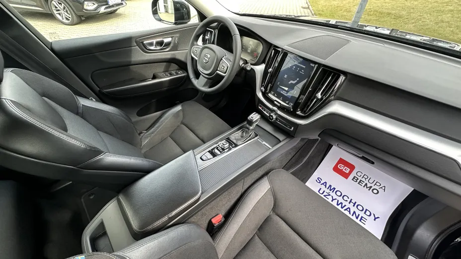 VOLVO XC60 XC60 T4 Momentum aut