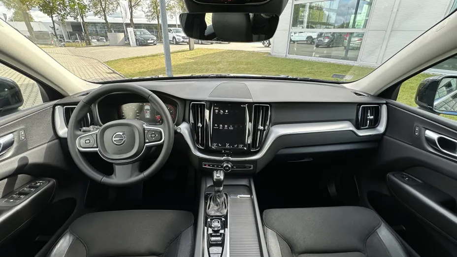 VOLVO XC60 XC60 T4 Momentum aut