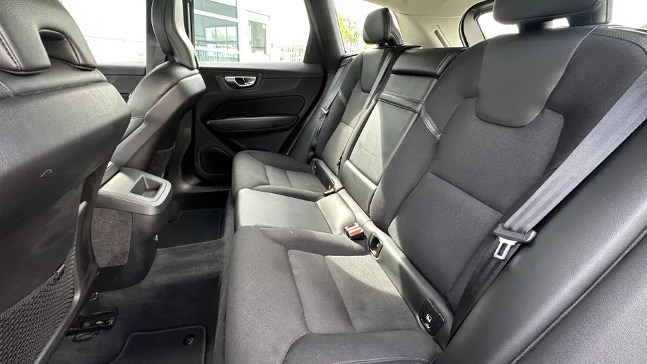 VOLVO XC60 XC60 T4 Momentum aut