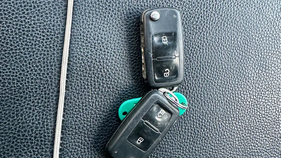 VOLKSWAGEN Transporter Transporter T5 BiTDI L1