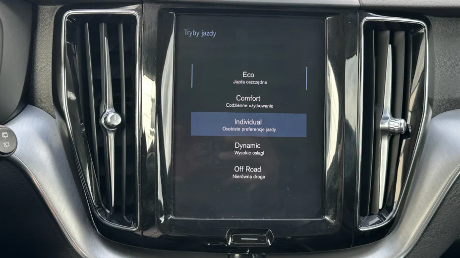 VOLVO XC60 XC60 T4 Momentum aut