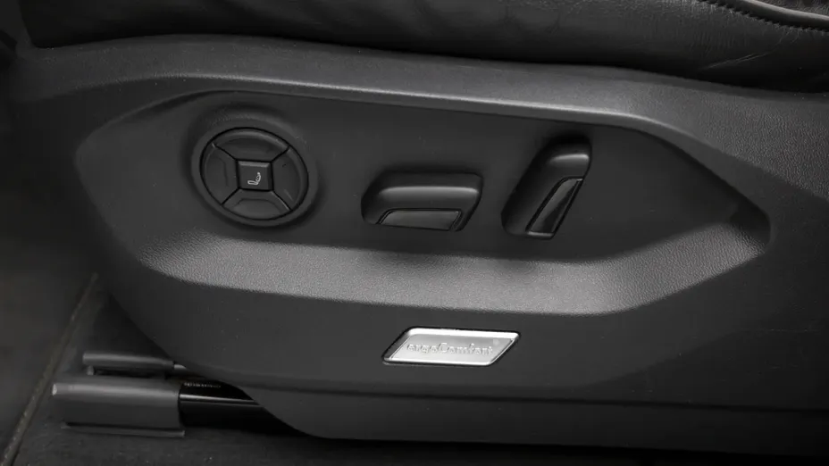 VOLKSWAGEN Touareg Touareg 3.0 V6 TDI SCR 4Mot. R-Line