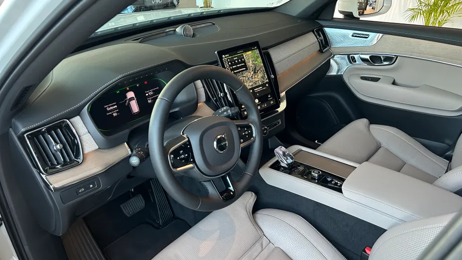 VOLVO XC90 XC90 T8 AWD Plug-In Hybrid Plus Bright 7os aut Nowy
