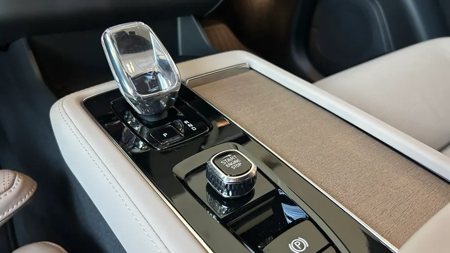 VOLVO XC90 XC90 T8 AWD Plug-In Hybrid Plus Bright 7os aut Nowy