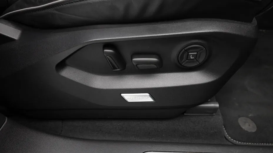 VOLKSWAGEN Touareg Touareg 3.0 V6 TDI SCR 4Mot. R-Line