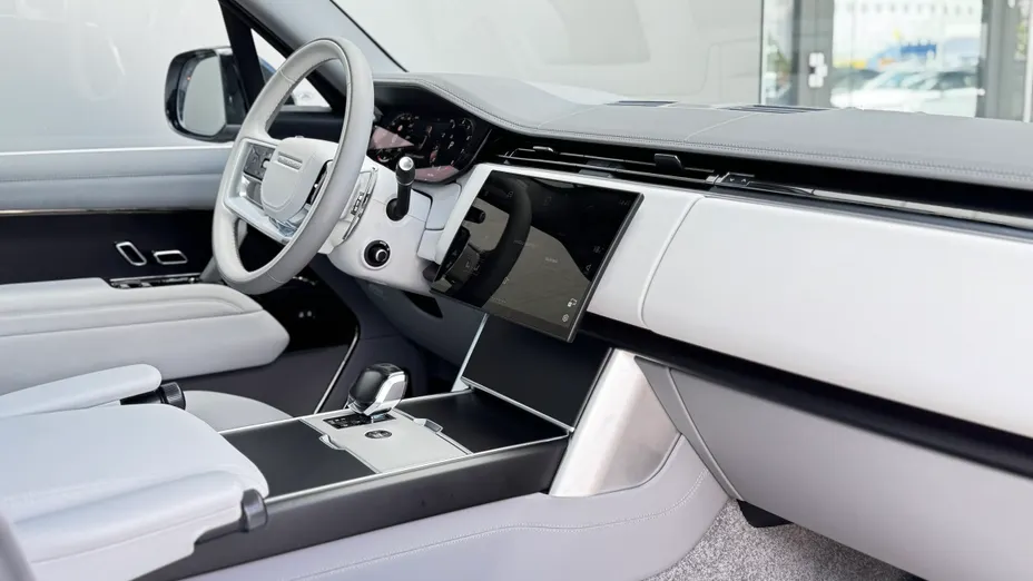 LAND ROVER Range Rover Range Rover 4.4 V8 P615 mHEV LWB SV