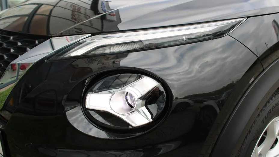 NISSAN Juke Juke 1.0 DIG-T N-Connecta