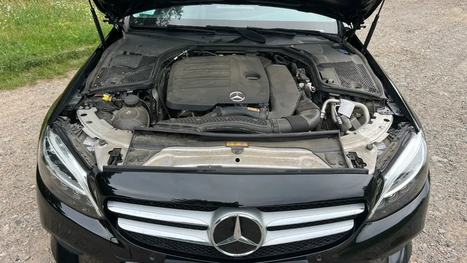 MERCEDES-BENZ C Klasa C 180 9G-TRONIC