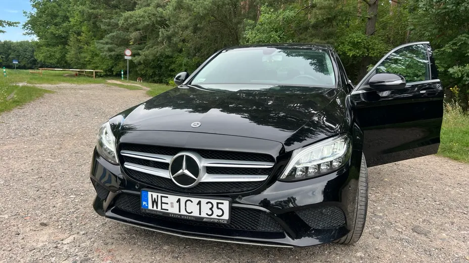 MERCEDES-BENZ C Klasa C 180 9G-TRONIC