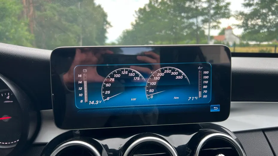 MERCEDES-BENZ C Klasa C 180 9G-TRONIC