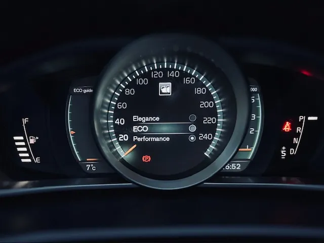VOLVO V40 V40 D2 Kinetic aut