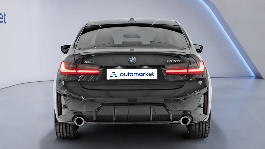 BMW Seria 3 330i xDrive M Sport aut