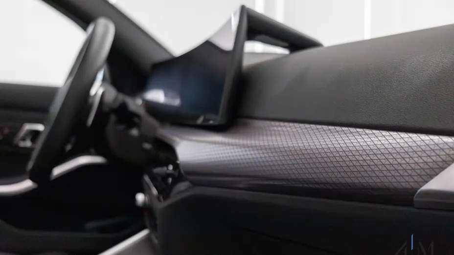 BMW Seria 3 330i xDrive M Sport aut