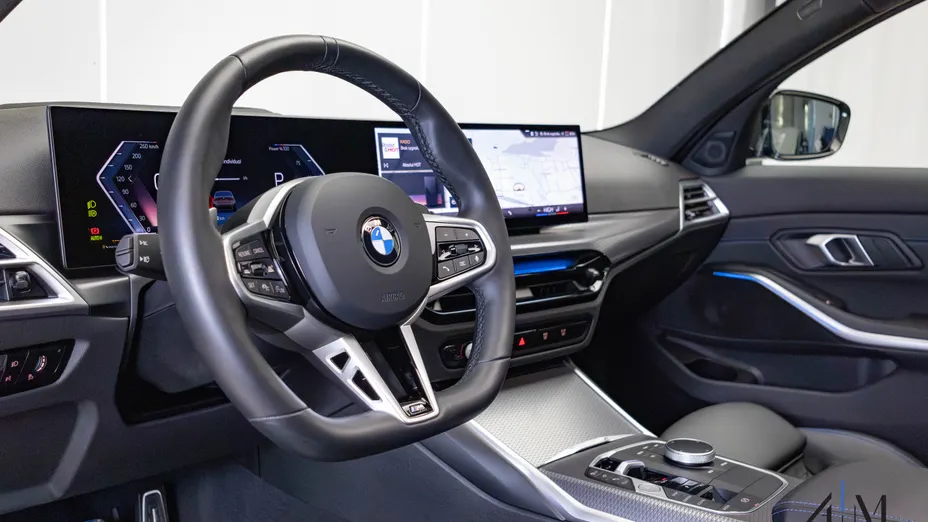 BMW Seria 3 330i xDrive M Sport aut