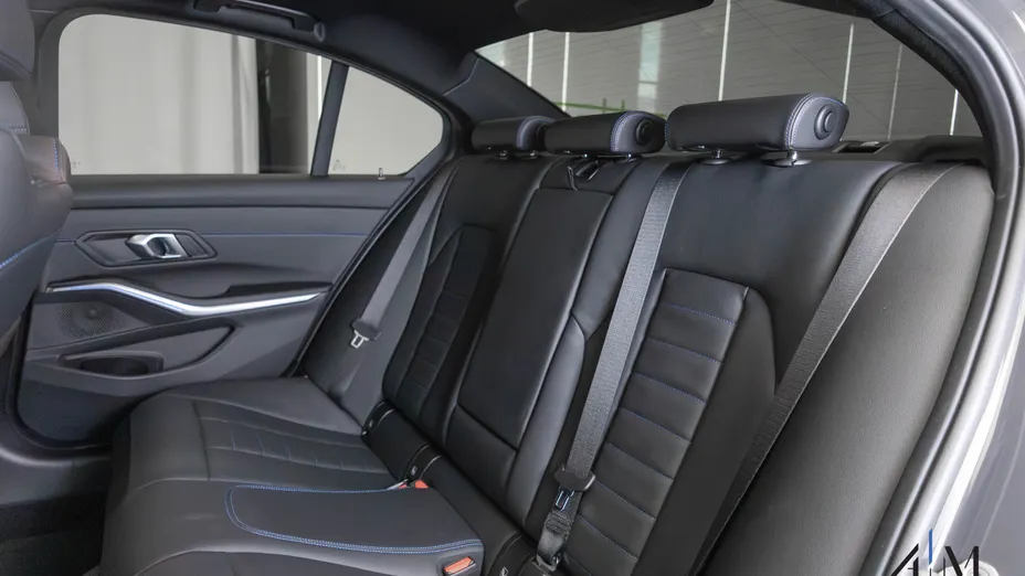 BMW Seria 3 330i xDrive M Sport aut