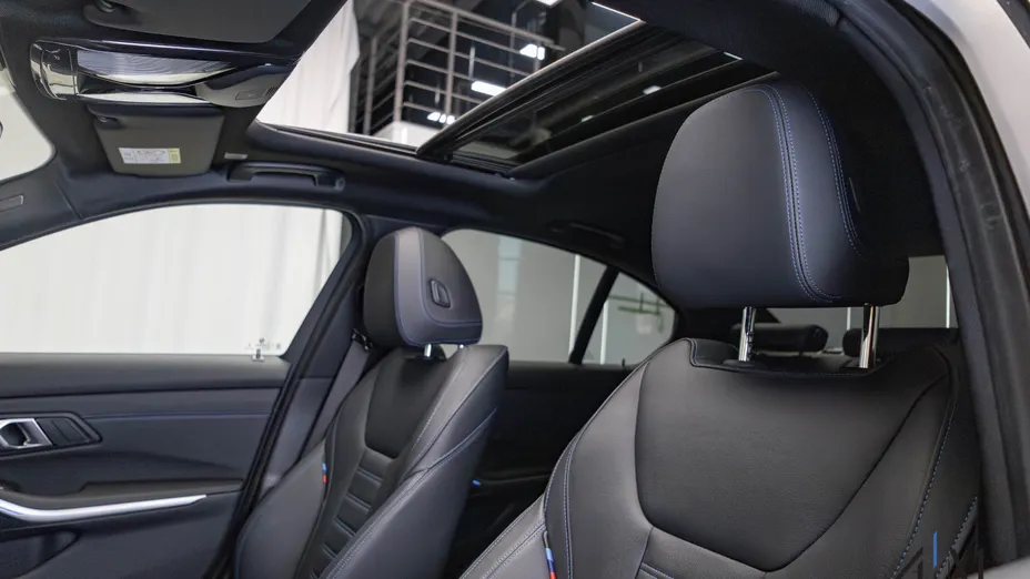 BMW Seria 3 330i xDrive M Sport aut