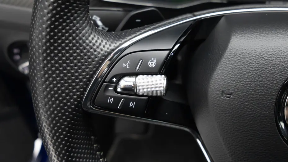 SKODA Superb Superb 1.4 TSI Plug-In Hybrid Sportline DSG