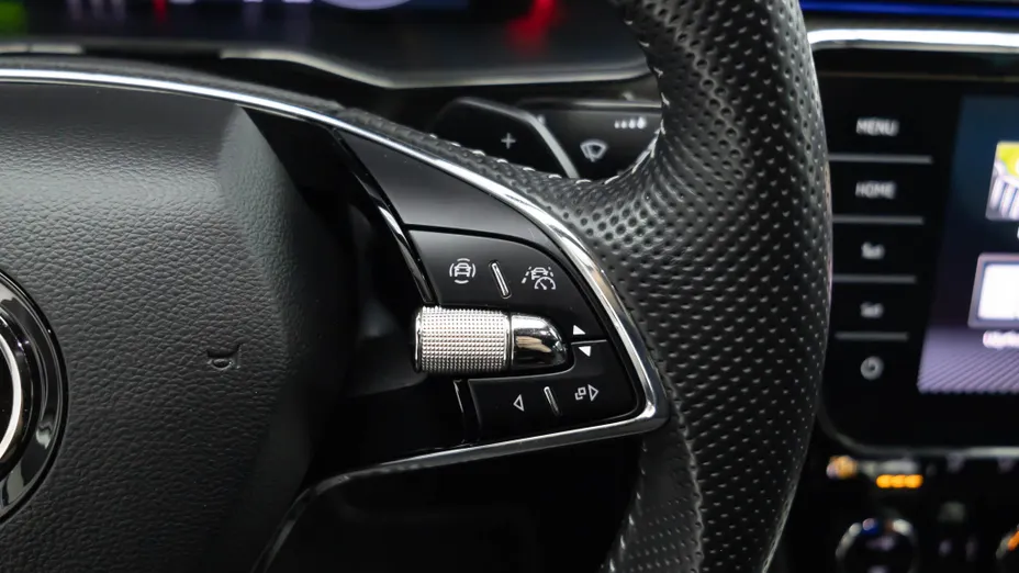 SKODA Superb Superb 1.4 TSI Plug-In Hybrid Sportline DSG