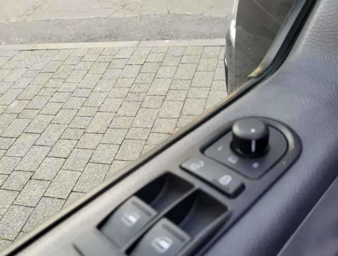 VOLKSWAGEN Multivan Multivan 2.0 TSI L1 Comfortline