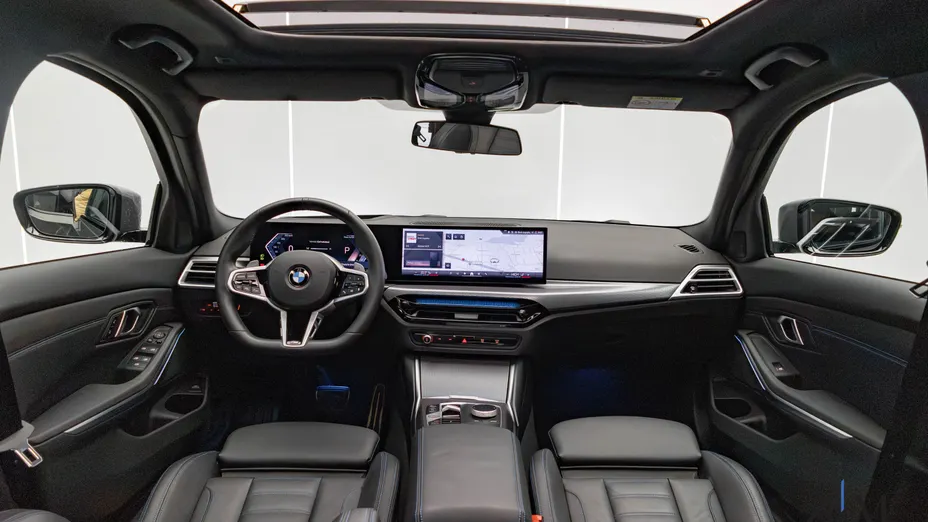 BMW Seria 3 330i xDrive M Sport aut