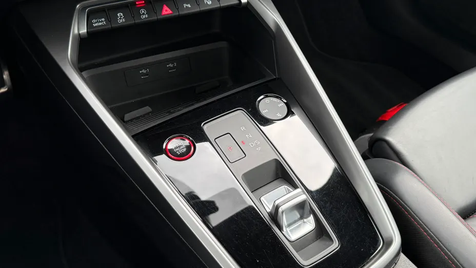 AUDI A3 RS3 TFSI Quattro S tronic