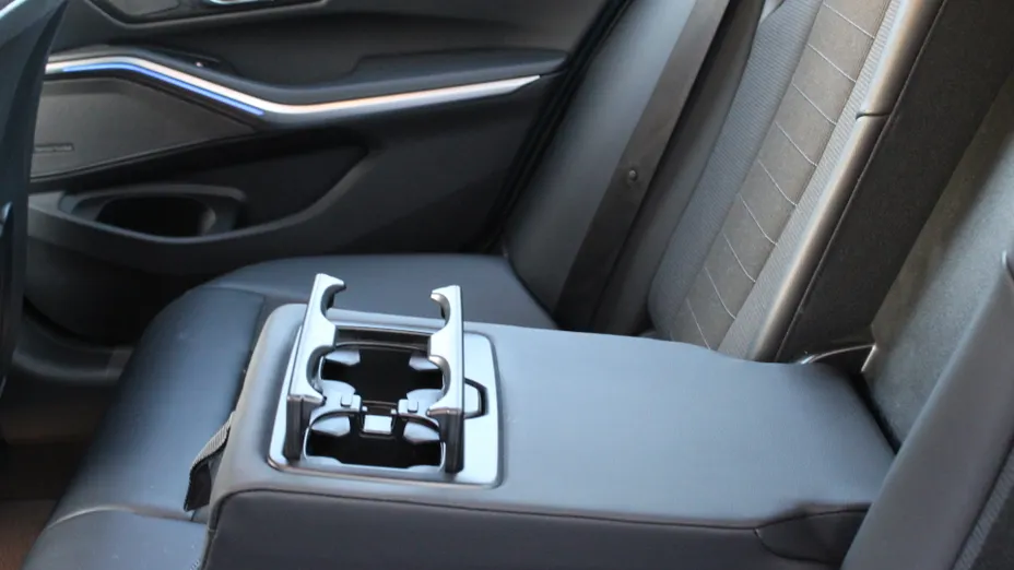 BMW Seria 3 318d mHEV Sport Line aut