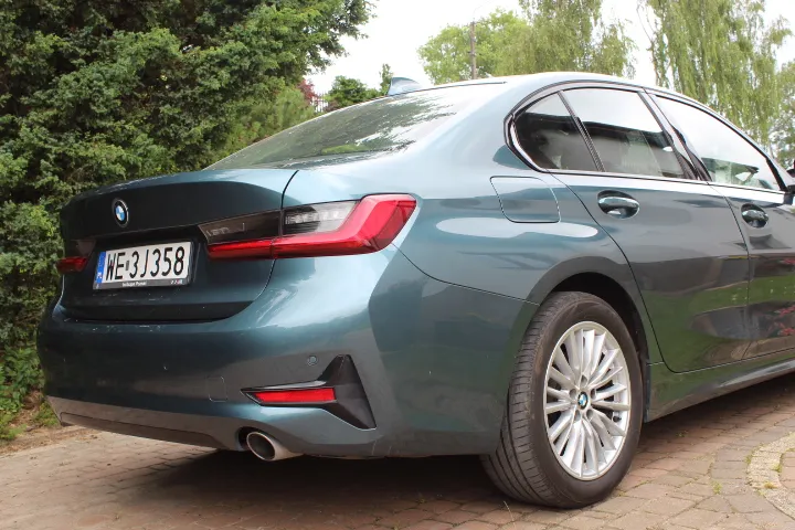 BMW Seria 3 318d mHEV Sport Line aut