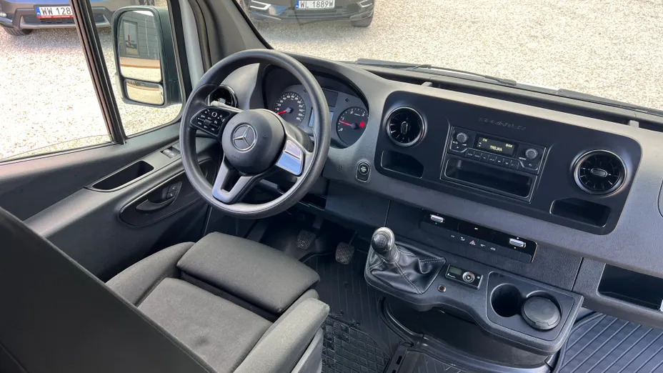 MERCEDES-BENZ Sprinter Sprinter 319 CDI 907.233