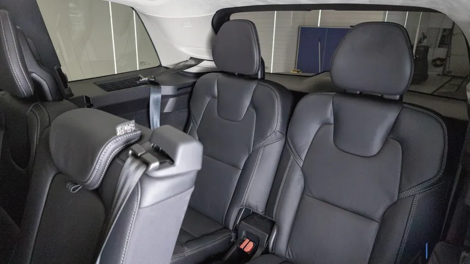 VOLVO XC90 XC90 T8 AWD Plug-In Hybrid Ultimate Dark 7os aut