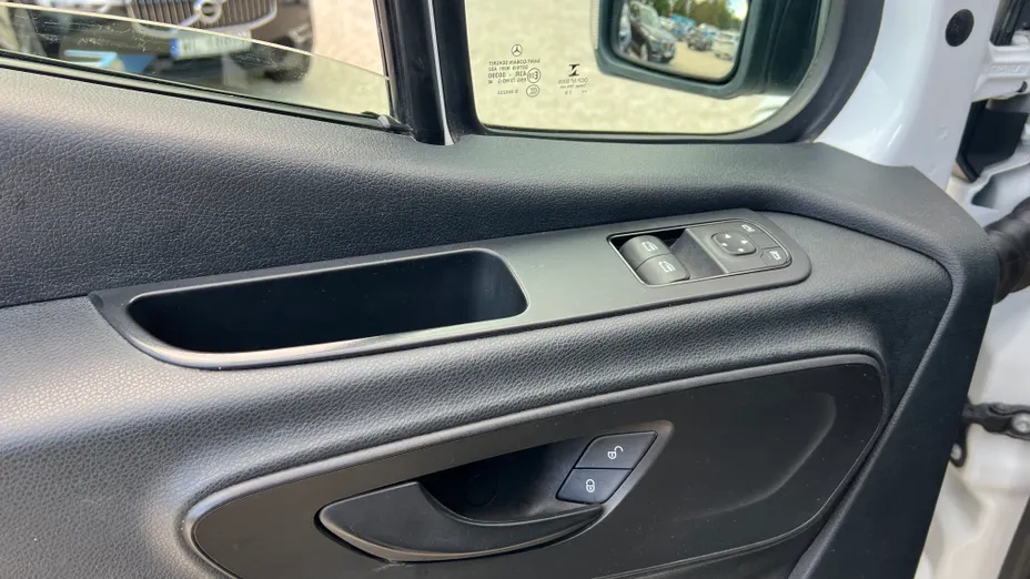 MERCEDES-BENZ Sprinter Sprinter 319 CDI 907.233