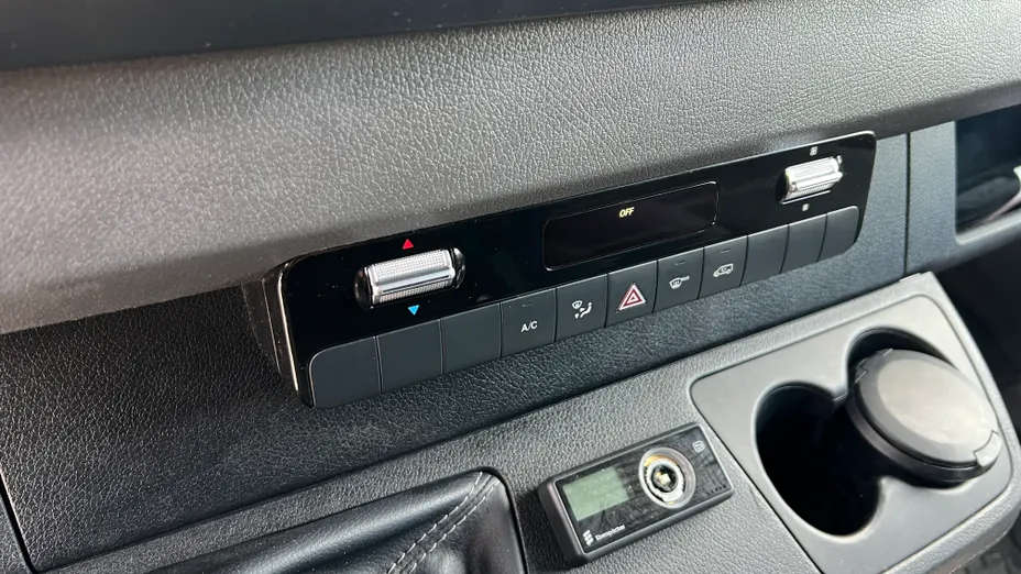 MERCEDES-BENZ Sprinter Sprinter 319 CDI 907.233