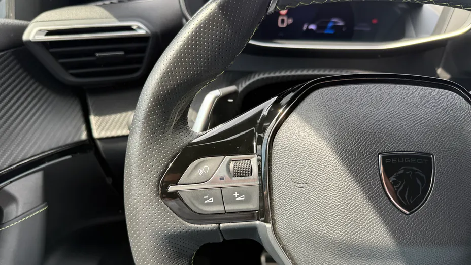 PEUGEOT 2008 2008 PureTech mHEV GT e-DCS6