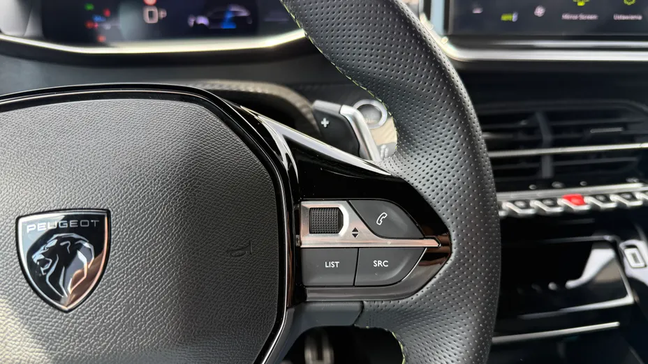PEUGEOT 2008 2008 PureTech mHEV GT e-DCS6