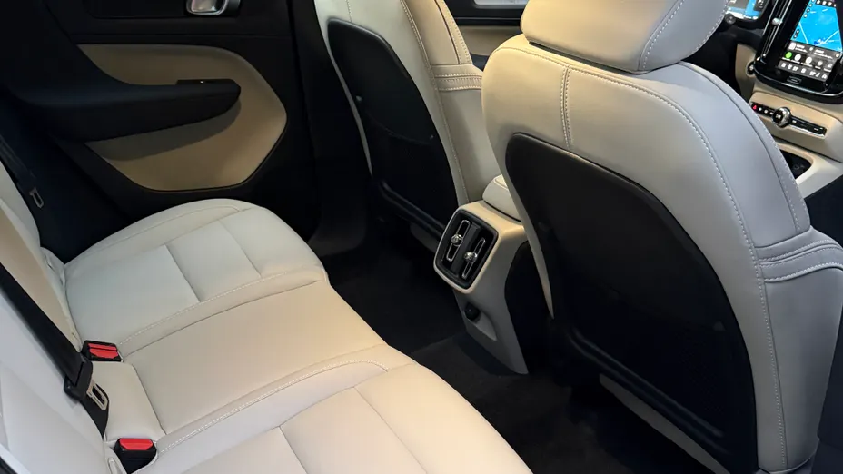 VOLVO XC40 XC40 B3 Core aut