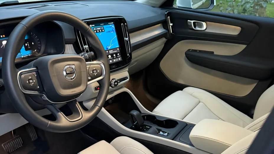 VOLVO XC40 XC40 B3 Core aut