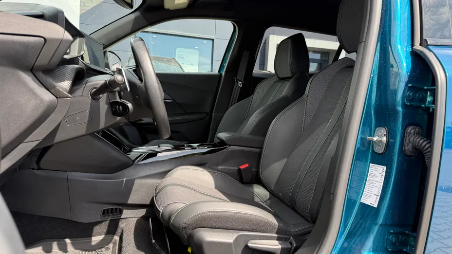 PEUGEOT 2008 2008 PureTech mHEV GT e-DCS6
